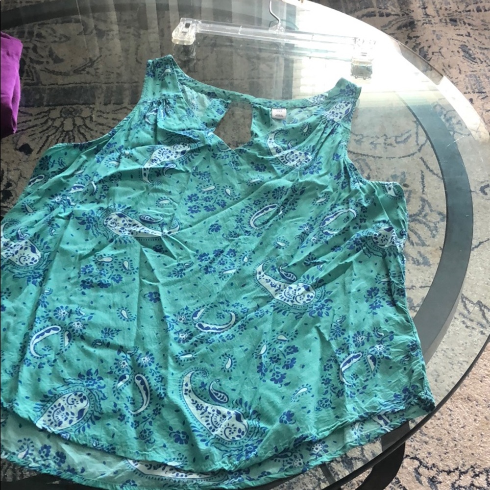 Cute Old Navy sleeveless top